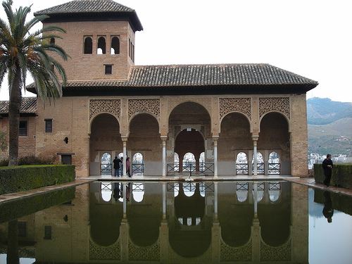 La Alhambra Reflection