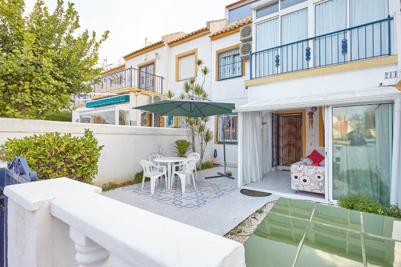 Apartment in Torrevieja, Alicante for long term rental