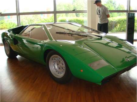 Lamborghini countach LP400