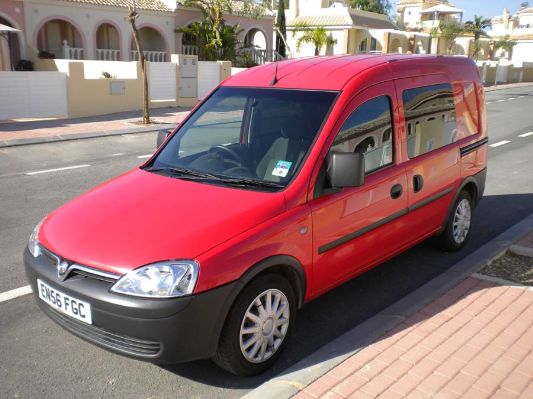 vauxhall combo crew van 5 seat