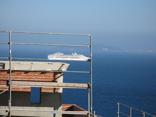 Barco en un andamio