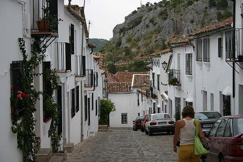 Grazalema, cuesta abajo por elarequi61.