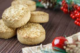 People struggle against the wind and rain in Malmö, Sweden, after a storm reached southern Sweden, Saturday Oct. 4, 2025. (Johan Nilsson/TT via AP)